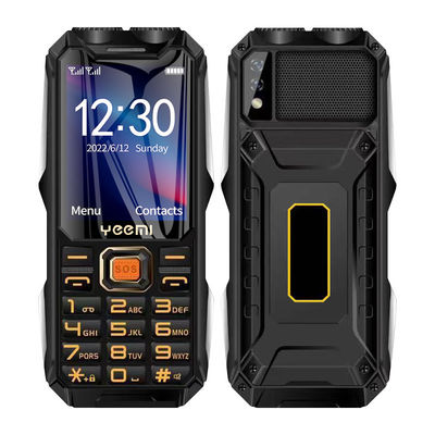 YEEMI Q8 2G Telefono cellulare 2.4 pollici doppia scheda SIM 3000mAh MP3 FM torcia altoparlante
