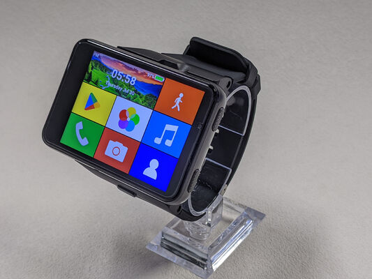 Un buon prezzo. Smartwatch da uomo S999 plus con schermo grande 4G, batteria grande, Wi-Fi, GPS, versione globale e rete completa in linea